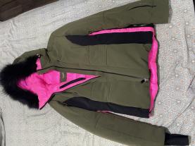 Jakna nova placena 500€