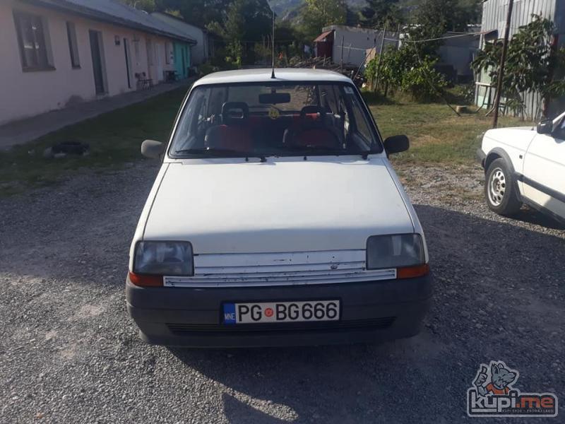 Renault  R5 