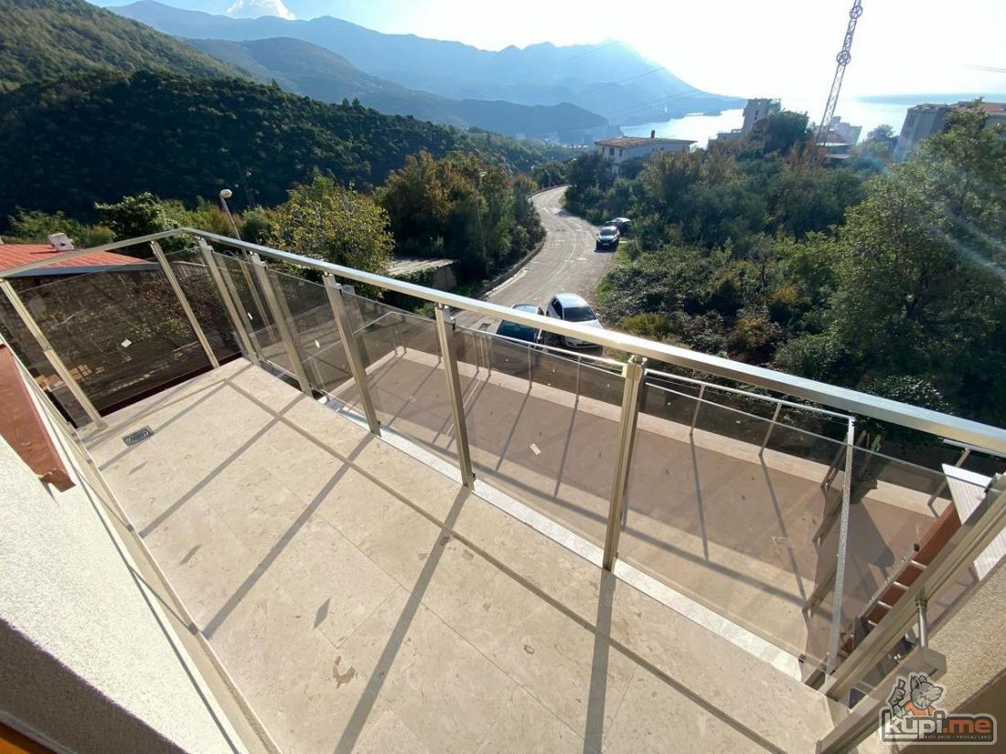 Povoljno, jednosoban stan sa pogledom na more, Becici
