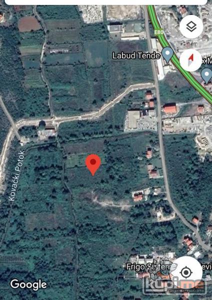 Prodajem dva placa u Lastvi grbaljskoj