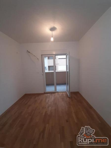 Garsonjera 23,5m² - NOVA