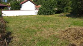 Prodajem plac 400m2. Hitno!