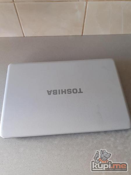 Prodajem Toshiba laptop