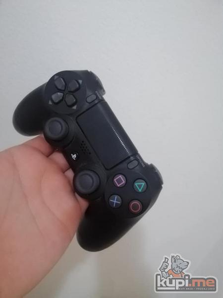 Dzojstik za PS4