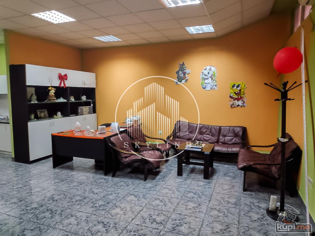 Prodaja Poslovni prostor Preko Morače