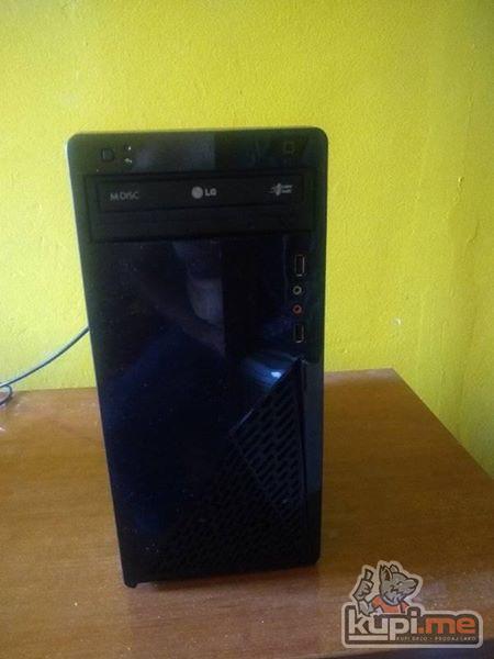 Jak pc za Fortnajt, gta 5, far cry 6 itd.